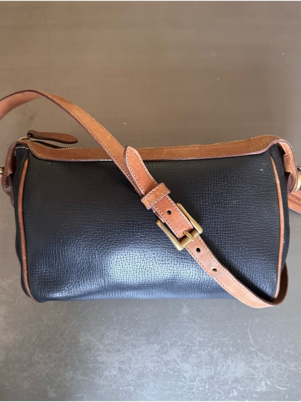 Vintage COACH Richmond 4209 Made in Italy Navy Blue Tan Pebbled Leather Bag